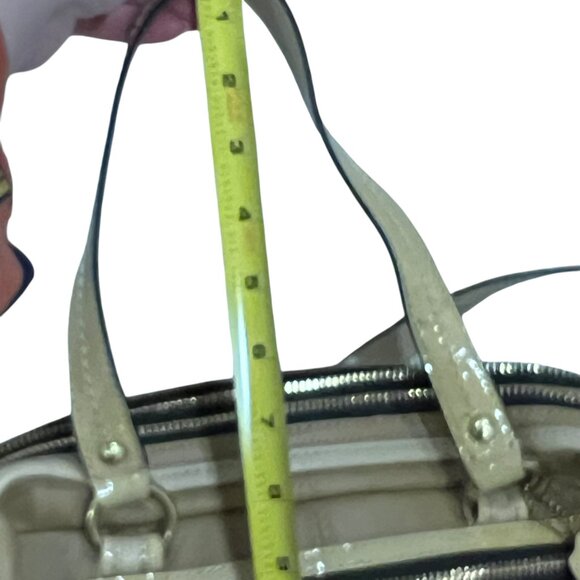 Coach Tan Leather Satchel Bag With Multiple Compartments & Gold Hardware - Picture 5 of 12